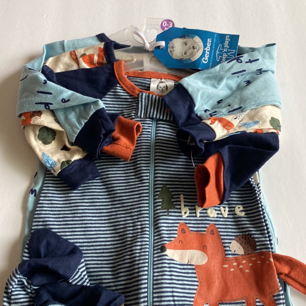NWT! Gerber Baby (3 Count) Long Sleeved Onesies with Footsies - Picture 7 of 8